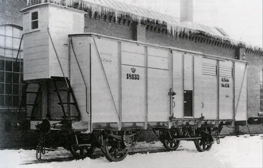 Wagen der lfd. Nr. 316 auf einem Werksfoto (Slg. ISEG / unbekannter Autor)
