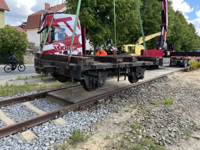 Bm-Wagen der DR bei der Ankunft in neusatdt (sachs) am 15.05.2025 (Axel Trendelenburg)